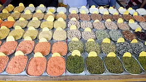 प्याज, टमाटर और लहसुन के साथ अब दाल छुड़ा रही है उपभोक्ताओं के पसीने, दलहन के दाम में भारी इजाफा