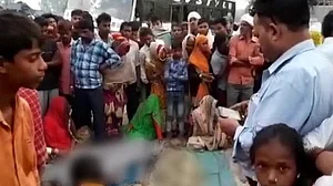 बुलंदशहर में 7 तीर्थयात्रियों की दर्दनाक मौत, सड़क किनारे सो रहे लोगों को बस ने रौंदा, वैष्णो देवी से लौट रहे थे