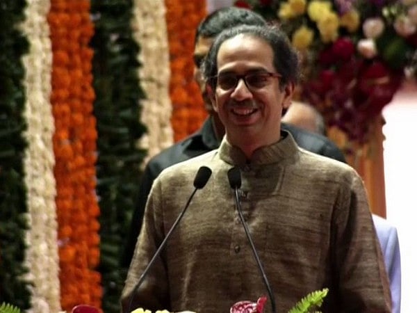 नवजीवन बुलेटिन: आज शाम को महाराष्ट्र के CM पद की शपथ लेंगे उद्धव ठाकरे और 100 रूपये/किलो हुई 1 किलो प्याज की कीमत