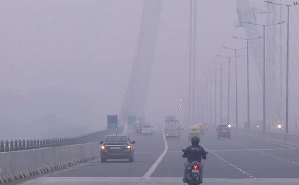राजधानी में हेल्थ इमरजेंसी, सभी स्कूल बंद, जानें ‘दमघोंटू’ दिल्ली का दुनिया के 10 बड़े शहरों में क्या है स्थान