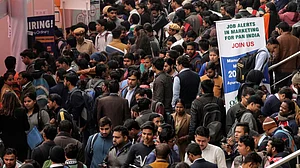 अब इस सेक्टर में बड़े पैमाने पर होने वाली है छंटनी, 40 हजार लोगों की नौकरी पर तलावर?