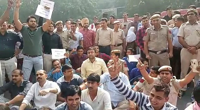 आला अफसरों ने स्पेशल ब्रांच के अलर्ट पर दिया होता ध्यान तो नहीं होती दिल्ली पुलिस में ‘बगावत’