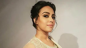 सिनेजीवन: बच्चे को अपशब्द कहने पर ट्रोल हुईं स्वरा भास्कर और जब सांवले रंग की वजह से मलाइका के साथ हुआ भेदभाव