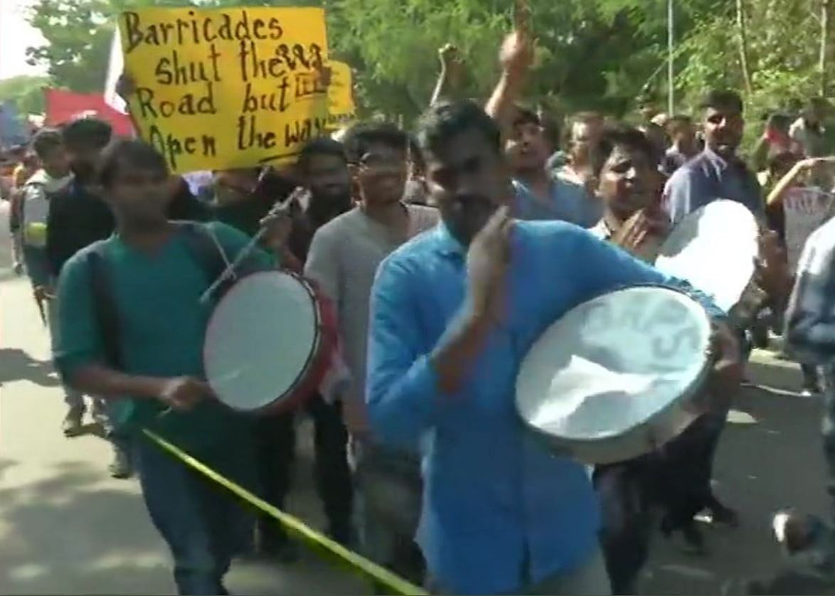 नवजीवन बुलेटिन: कैंपस से संसद तक JNU छात्रों का मार्च और चिदंबरम की जमानत याचिका पर सुनवाई को तैयार सुप्रीम कोर्ट