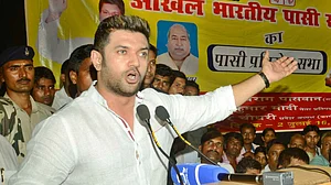 महाराष्ट्र में राष्ट्रपति शासन के लिए LJP ने बीजेपी को ठहराया जिम्मेदार, चिराग बोले-...