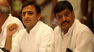 शिवपाल यादव ने दिए सुलह के संकेत, बोले- भले ही कुछ भी हो, 2022 में अखिलेश ही बनेंगे मुख्यमंत्री