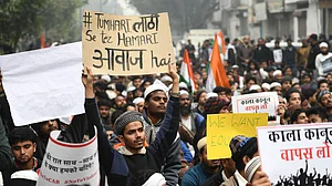 आकार पटेल का लेख: आज का भारत विभाजन से पहले वाले 1947 के भारत की याद दिलाता है