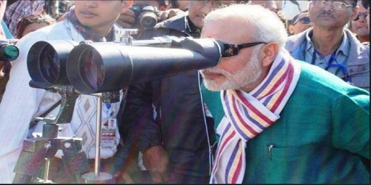 विष्णु नागर का व्यंग्यः ये संघी मोतियाबिंद है जिसमें कपड़ों से विरोध करने वाले मुसलमान नजर आते हैं!