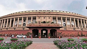 हैदराबाद गैंगरेप-हत्या के खिलाफ संसद में भी उबाल, किसी के निकले आंसू, तो किसी ने की सरेआम लिंचिंग की मांग