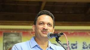 महाराष्ट्र: महज 80 घंटे के लिए फडणवीस को CM बनाने पर BJP नेता अनंत हेगड़े का बड़ा खुलासा, बताया क्यों किया ऐसा