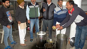 एक्सक्लूसिवः मुजफ्फरनगर में ‘मिड डे’ मील में चूहा निकलना ‘चूक’ है, मगर हालात इससे भी बुरे हैं