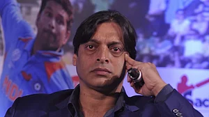 पाकिस्तान के पूर्व तेज गेंदबाज शोएब अख्तर की मां का निधन, शोएब और भज्जी ने जताया शोक