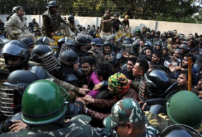 10 फरवरी की तस्वीर