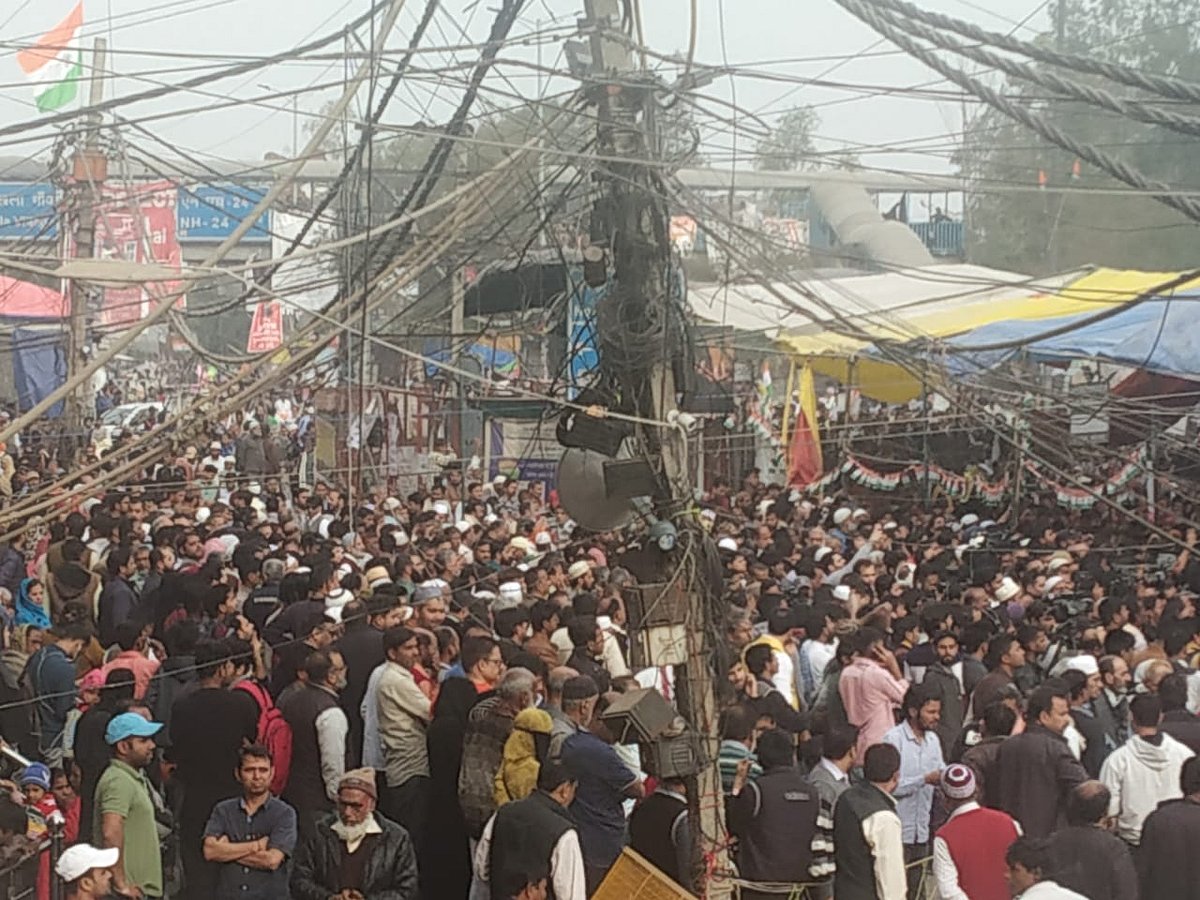 बड़ी खबर LIVE: मुंबई के 5-स्टार होटलों को मिली बम से उड़ाने की धमकी, लश्कर-ए-तैयबा ने भेजा ईमेल