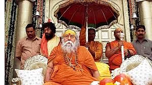 राम मंदिर निर्माण ट्रस्ट में वासुदेवानंद को शामिल किए जाने को सुप्रीम कोर्ट में चुनौती देंगे शंकराचार्य स्वरुपानंद