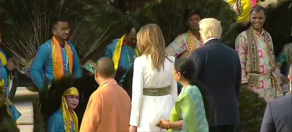 बड़ी खबर LIVE: दिल्ली हिंसा में मरने वालों की संख्या 4 हुई, सोनिया गांधी ने की शांति की अपील