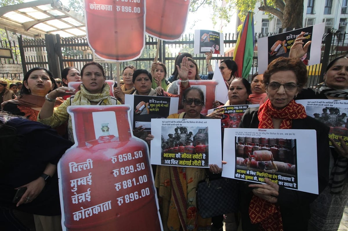 बड़ी खबर LIVE: विजय माल्या ने फिर की बैंकों के कर्ज लौटाने की पेशकश, लंदन कोर्ट में प्रत्यर्पण पर सुनवाई जारी