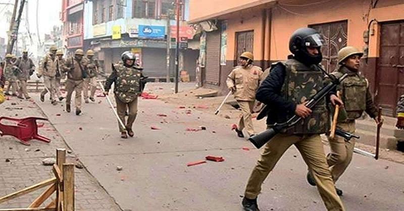 CAA: मुजफ्फरनगर में 53 लोगों से 23 लाख रुपये वसूलेगी योगी सरकार, तहसीलदार को मिली जिम्मेदारी, तोड़फोड़ का आरोप