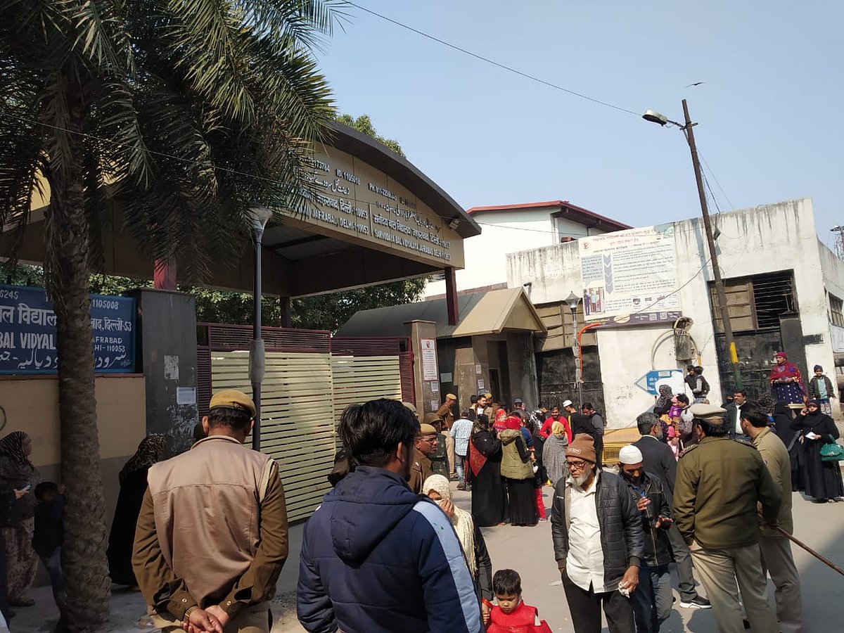 दिल्ली चुनाव LIVE: एक्सिस-माई इंडिया के एग्जिट पोल में ‘आप’ की लहर, 59 से 68 सीट मिलने का अनुमान