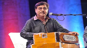 जन्मदिन विशेषः जगजीत सिंह वाया जालंधर, जिसकी मिट्टी की खुश्बू आखिरी वक्त तक खींचती रही