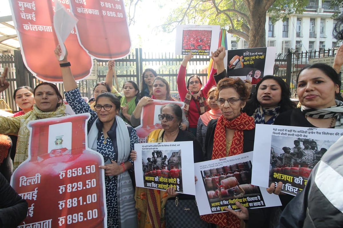 बड़ी खबर LIVE: विजय माल्या ने फिर की बैंकों के कर्ज लौटाने की पेशकश, लंदन कोर्ट में प्रत्यर्पण पर सुनवाई जारी