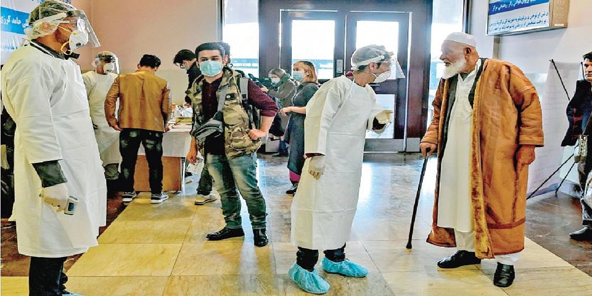 कोरोना वायरसः नगालैंड में बिना अनुमति विदेशी वैज्ञानिकों ने क्यों किया शोध, क्या चमगादड़ों में है कोई इलाज!