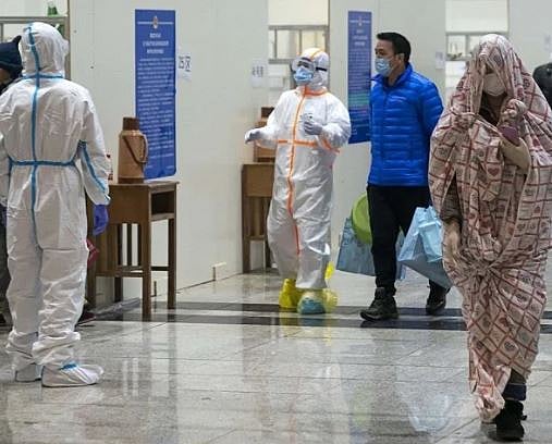 कोरोना ने अब अमेरिका में मचाया कोहराम, एक दिन में 150 से ज्यादा लोगों की मौत, संक्रमितों की संख्या जानकर चौंक जाएंगे आप