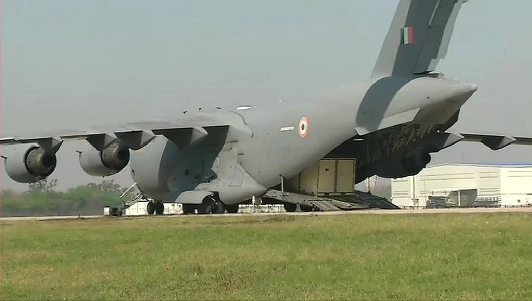 कोरोना वायरस से मचे कोहराम के बीच ईरान में फंसे 58 भारतीयों को लाया गया भारत, हिंडन एयरबेस पर उतरा विमान