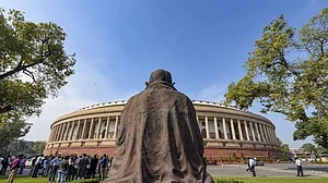 देश में पहली बार! 17 राज्यसभा सीटें फिलहाल रहेंगी खाली, उच्च सदन का सपना देख रहे नेताओं को करना पड़ेगा इंतजार