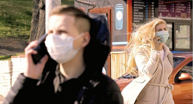 कोरोना संकट के बाद विश्व पर बढ़ेगा तकनीक का शिकंजा, वायरस के साथ नए खतरे के लिए नई विश्व व्यवस्था की जरूरत