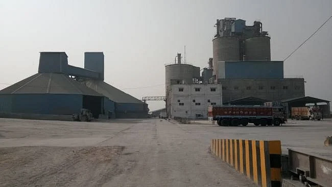 लॉकडाउन में भी भ्रामक और अस्पष्ट निर्देशों से उद्योगों पर ग्रहण, संकट में भी सरकारी हीलाहवाली जारी