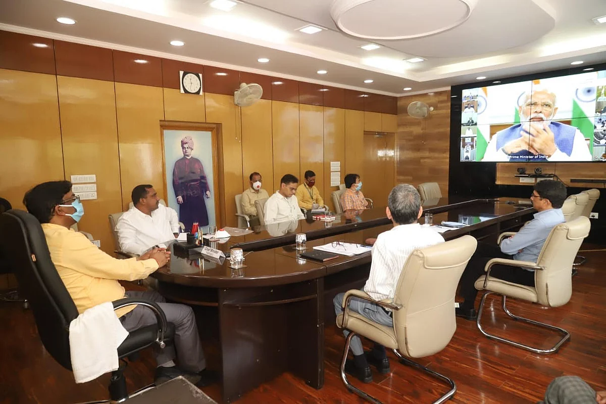 झारखंडः आखिर हेमंत सोरेन से पीएम मोदी क्यों नहीं करते बात, कोरोना पर वीडियो बैठक में भी नहीं दिया मौका