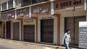 आर्थिक जगत की 5 बड़ी खबरें: लॉकडाउन में शराब की ऑनलाइन बिक्री की मांग और शून्य पर पहुंच जाएगी भारत की जीडीपी?