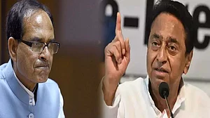 कोरोना को लेकर गंभीर नहीं शिवराज सरकार? कमलनाथ बोले- मुश्किल घड़ी में भी राज्य में स्वास्थ्य और गृह मंत्री नहीं