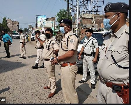 नीतीश सरकार ने लॉकडाउन में BJP विधायक को पास जारी करने के मामले में SDO को बनाया ‘बलि का बकरा’, किया निलंबित