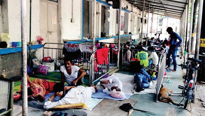 कोरोना महामारी से पैदा संकट ने दिया संदेश, चिकित्सा और शिक्षा का राष्ट्रीयकरण  वक्त की मांग