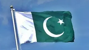 दुनिया की 5 बड़ी खबरें: पाक की विकास दर पहली बार नेगेटिव हुई, कोरोना की आड़ में सांप्रदायिकता को भड़काया जा रहा