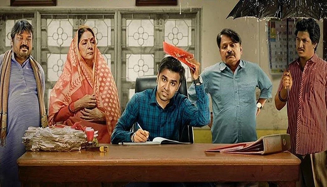 सिमट कर लोगों की ‘हथेली’ में आ गई एंटरटेनमेंट की दुनिया, नई ‘डिश’ परोसने का बस यही है एक मौका