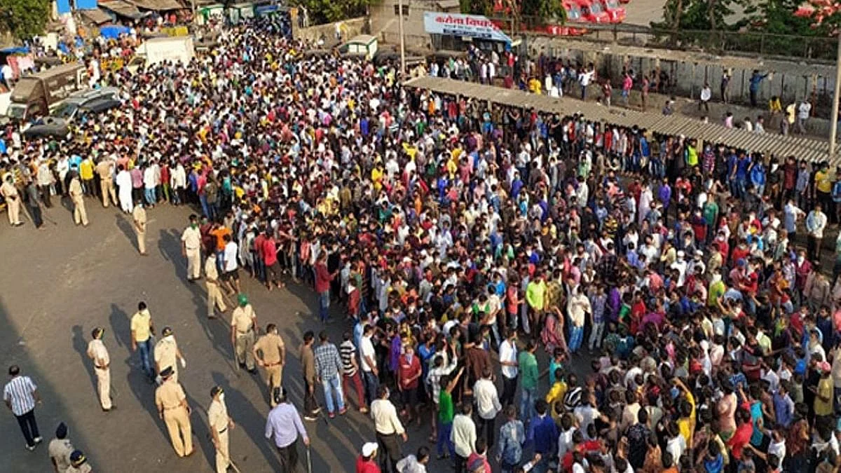 मोदी सरकार ने पैकेज की आड़ में लोगों से किया फरेब, तात्कालिक और दीर्घकालिक हितों को पूरा करने वाला पैकेज की दरकार