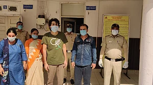 लॉकडाउन में कत्ल, लूटपाट से लेकर तस्करी तक में शामिल हैं बंटी-बबली, पीछे-पीछे दिल्ली पुलिस