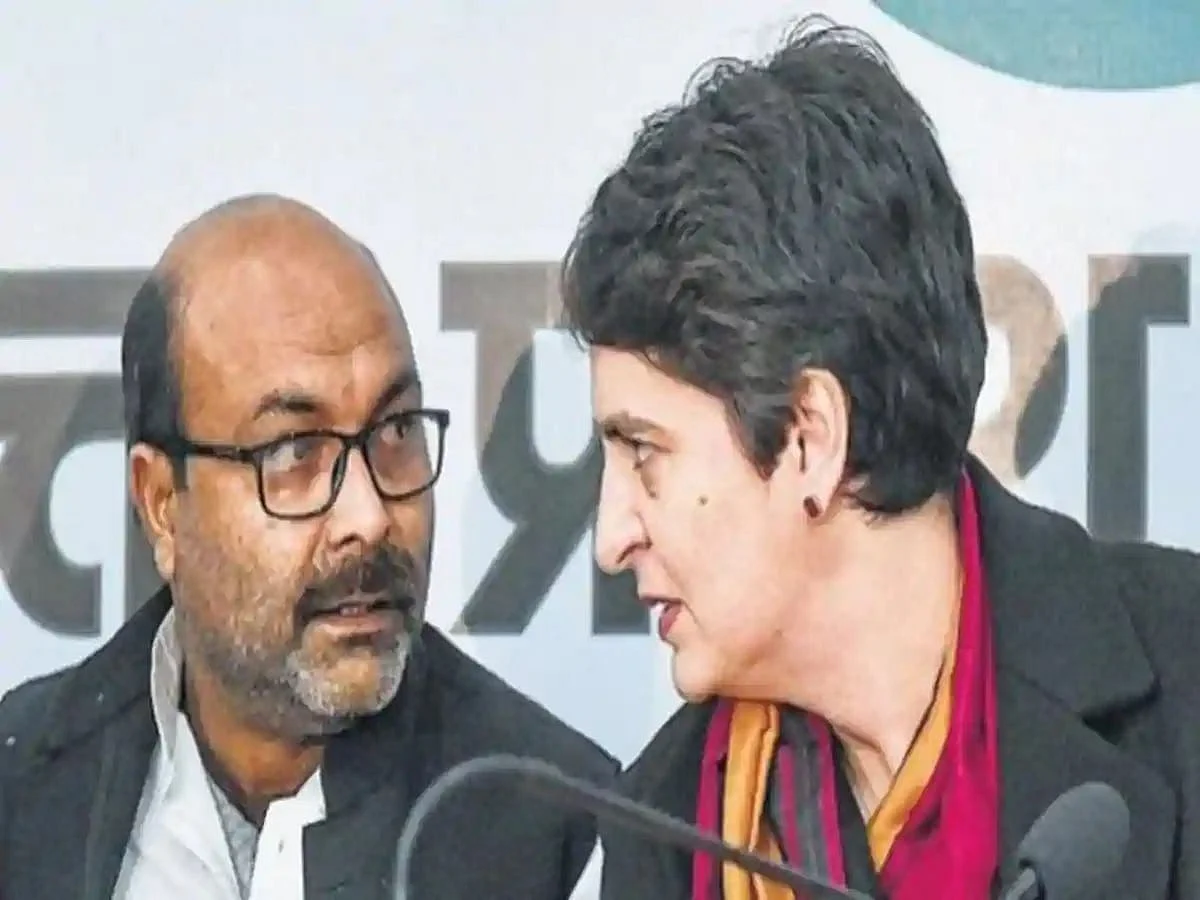 प्रियंका गांधी का लेख : अडिग और अजय ‘लल्लू’