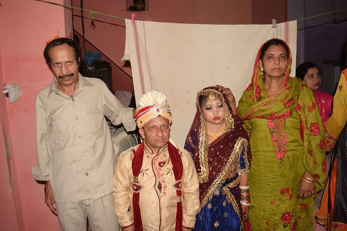 गजब की जोड़ी-अनोखी शादी: एक-दूजे के हुए 3 फुट के दूल्हा-दुल्हन  