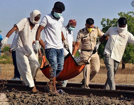 लॉकडाउन के दौरान हादसों में कम से कम 198 प्रवासी मजदूरों की गई जान, भूख-थकान से मौत का आंकड़ा नहीं