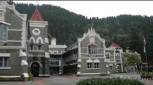 बड़ी खबर LIVE: पतंजलि के खिलाफ केस में नैनीताल हाईकोर्ट का केंद्र को नोटिस, एएसजी को कल पेश होने का आदेश