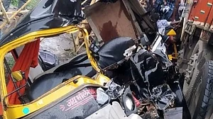 बिहार में भंयकर सड़क हादसाः ट्रक ने 2 ऑटो को मारी जोरदार टक्कर, 7 की मौत, 15 घायल