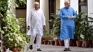 बिहार विधानसभा चुनाव से पहले एनडीए में तकरार? सहयोगी पार्टी के अध्यक्ष ने ही सीएम नीतीश के नेतृत्व पर उठाए सवाल