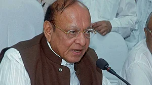 बड़ी खबर LIVE: गुजरात के पूर्व मुख्यमंत्री शंकर सिंह वाघेला कोरोनो संक्रमित, घर में हुए ‘सेल्फ क्वारंटीन’