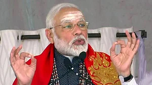 आकार पटेल का लेख: देश बदल सकते तो अब तक बदल चुके होते मोदी, लेकिन भक्त मानने को तैयार नहीं