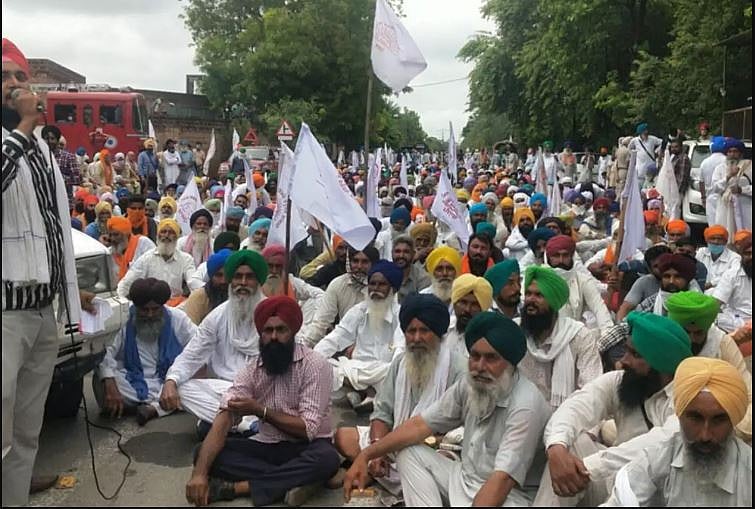 कृषि अध्यादेश के खिलाफ पंजाब में किसानों का विरोध जारी, आरएसएस का भारतीय किसान संघ भी विरोध में उतरा