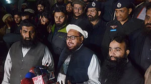 फिर दिखा पाक का असली चेहरा! आतंकवादी हाफिज सईद समेत 5 आतंकी सरगनाओं के बैंक अकाउंट हुए एक्टिव